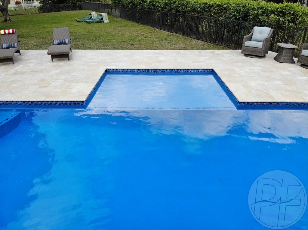 Pools_Finishing_Inc- Sun Shelf